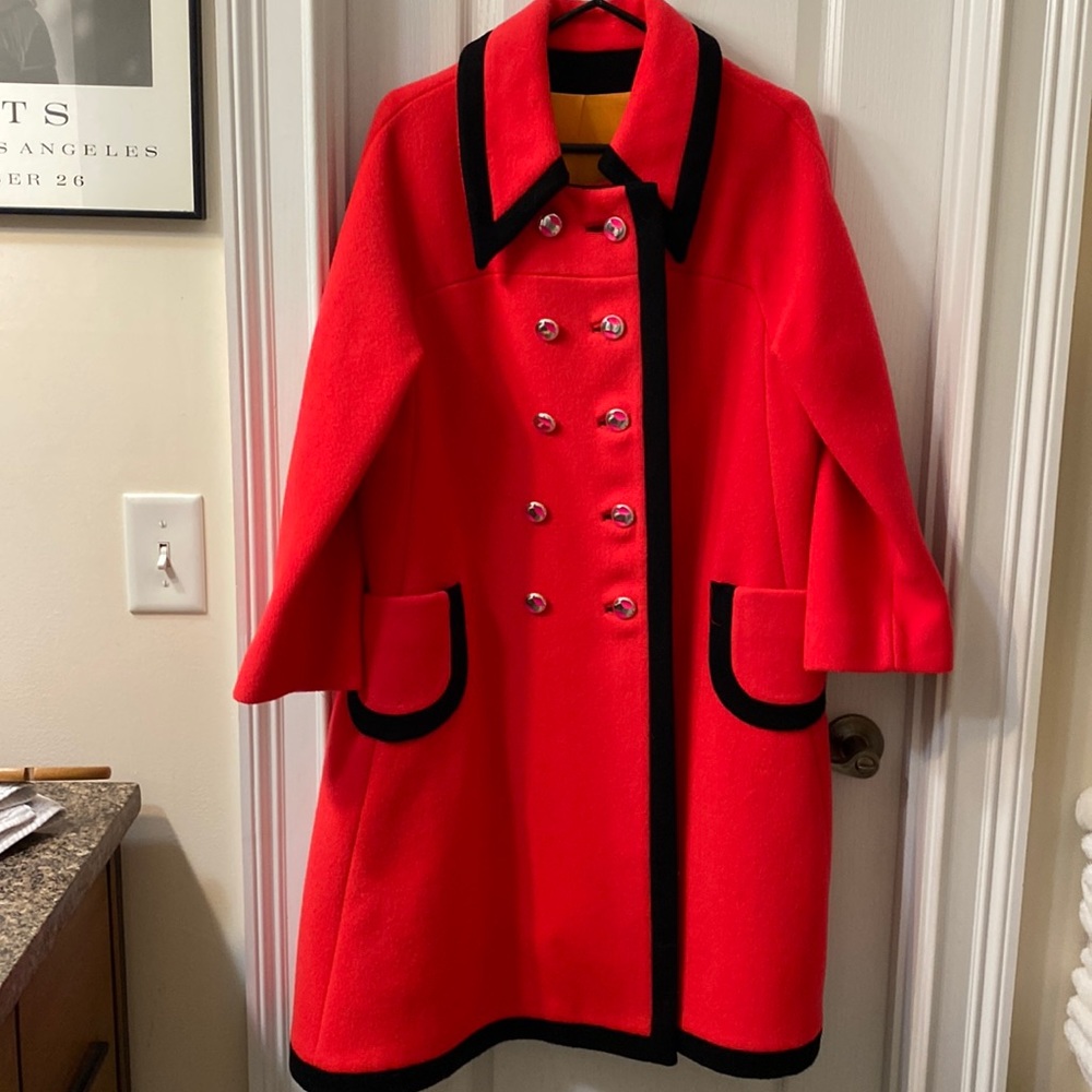 Vintage 1960’s Printzess Fashion Pointed Collar Large Button Coat Womens Union